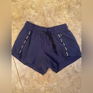 Women’s Reebok Shorts (M)